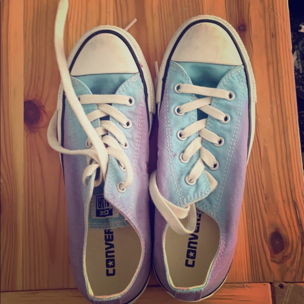Converse shoes